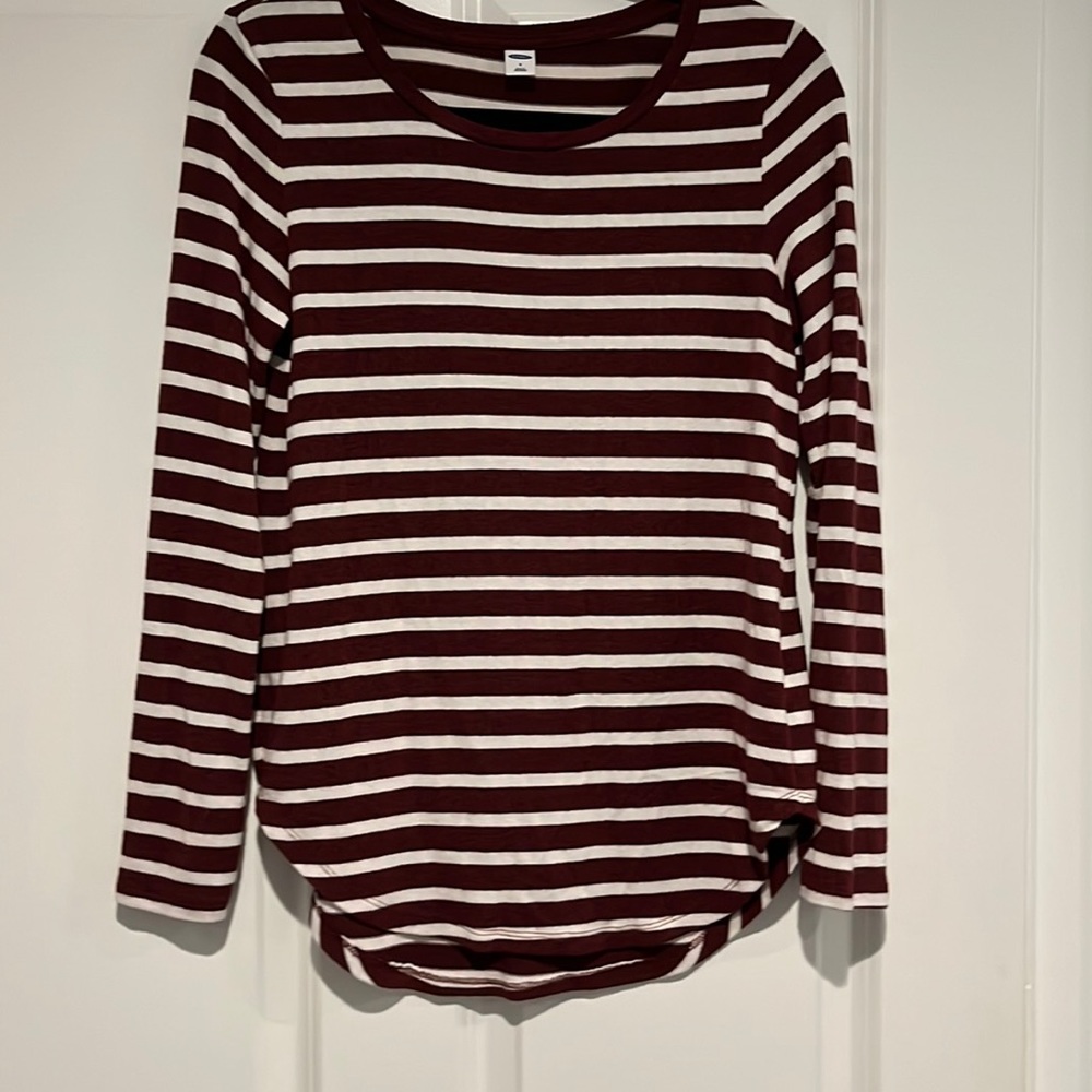 Women’s soft long-sleeve blouse